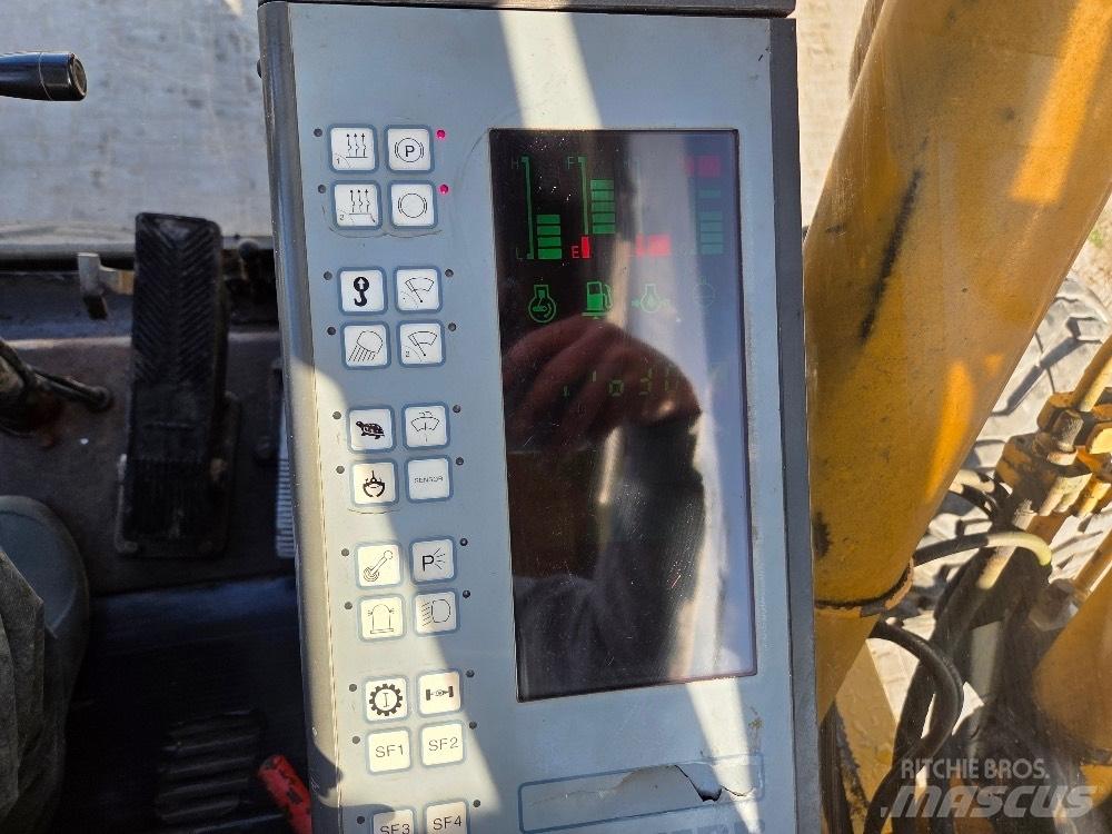 Liebherr A900 Escavadoras de rodas