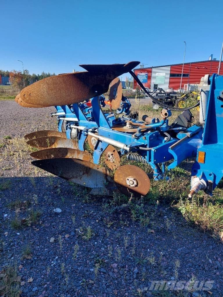 Överum CX 4975 teräs Charruas reversíveis