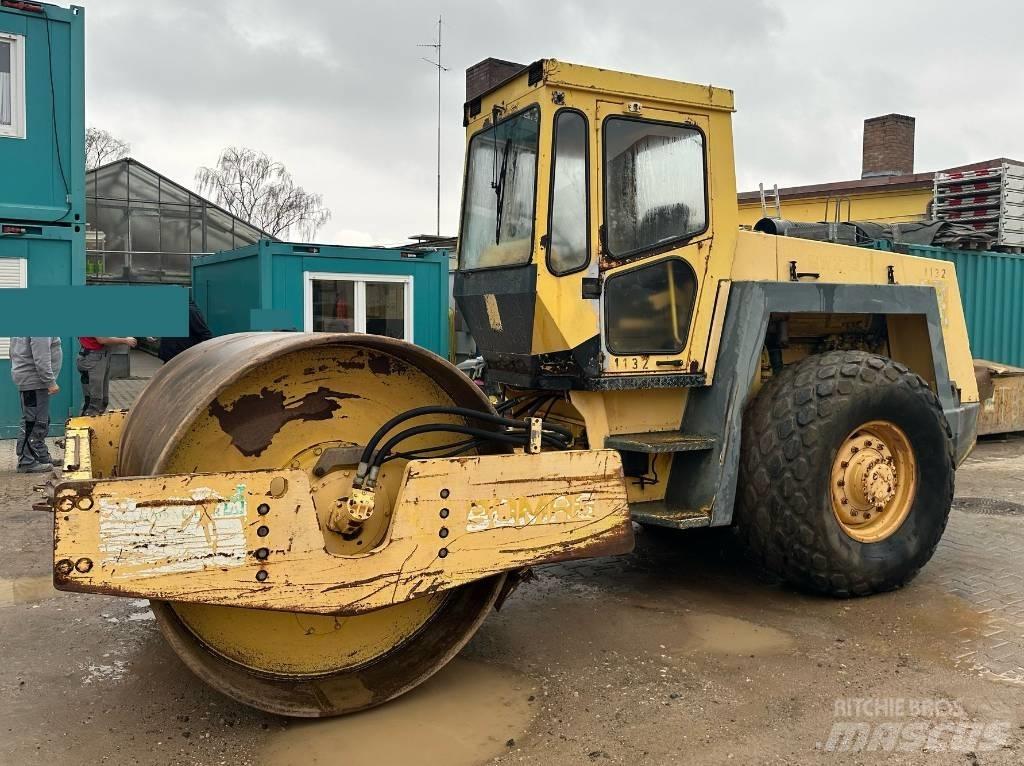 Bomag BW 213 D Cilindros Compactadores monocilíndricos