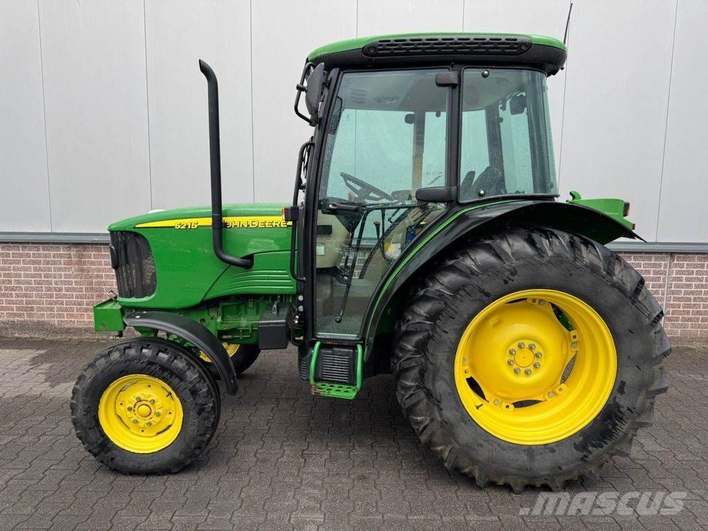John Deere 5215 Dumpers de obras