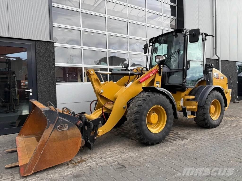 CAT 908 Pás carregadoras de rodas