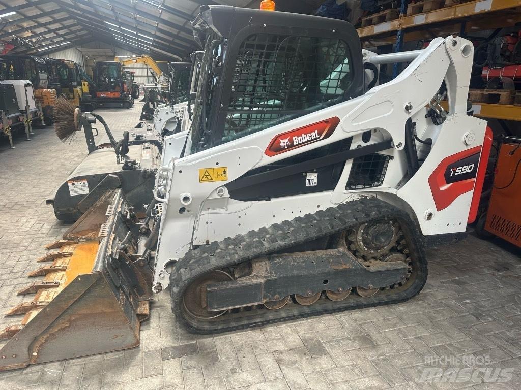 Bobcat T 590 Carregadoras de direcção deslizante
