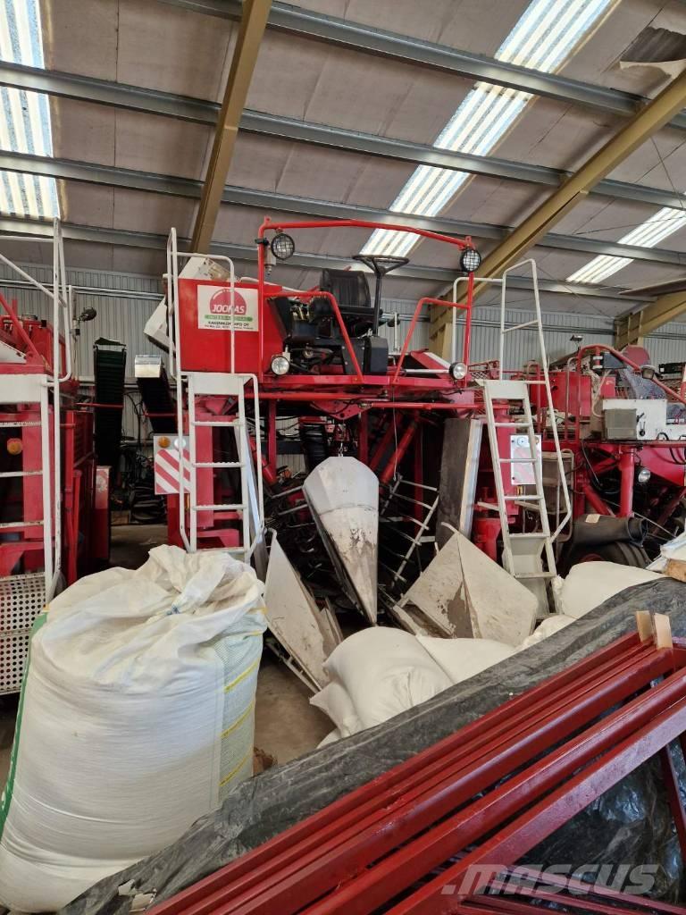  JOONAS 1500 Ceifeiras debulhadoras