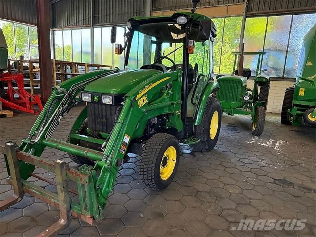 John Deere 3320 Tratores Agrícolas usados