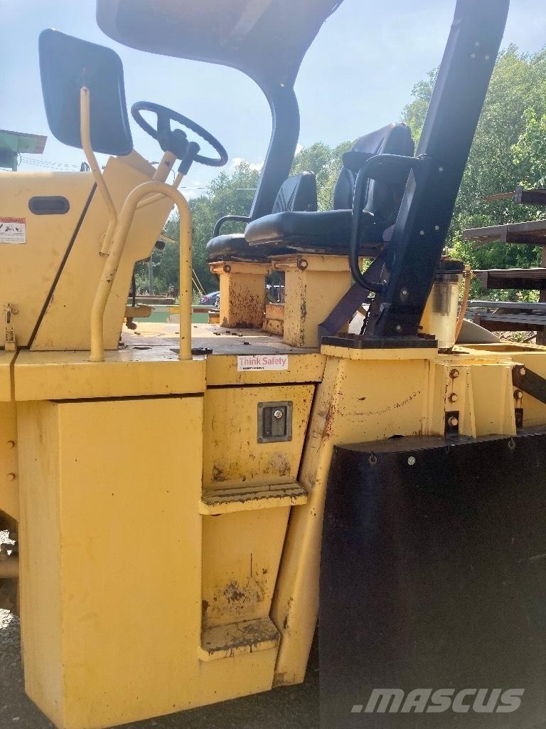 Sakai GW 750-2 Pavimentadoras de asfalto