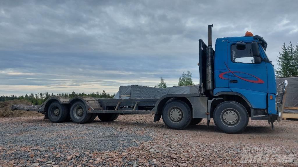 Volvo FH12 8x4 Camiões de transporte de máquinas florestais