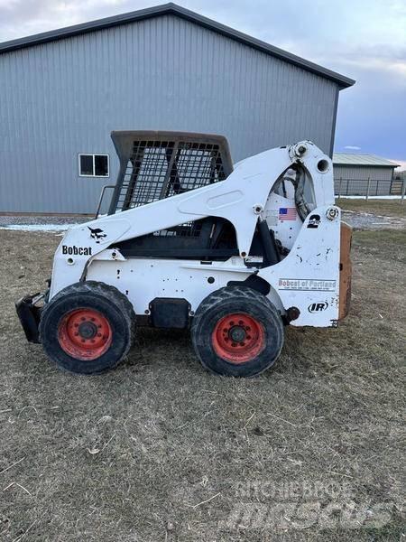 Bobcat S250 Carregadoras de direcção deslizante