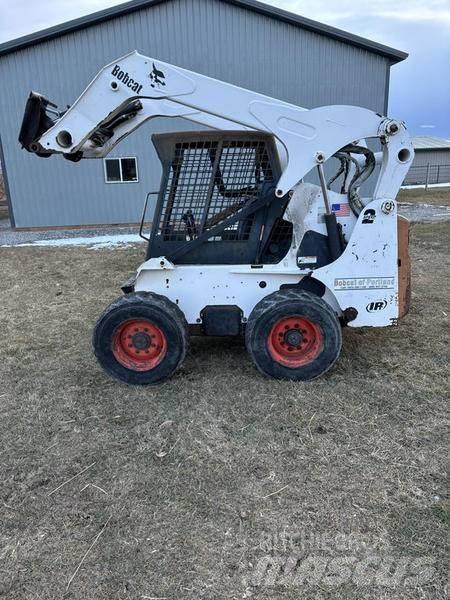 Bobcat S250 Carregadoras de direcção deslizante