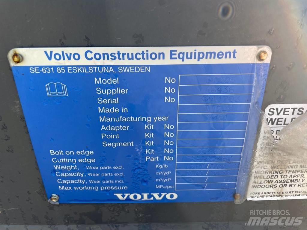 Volvo L 110 H Bucket Baldes