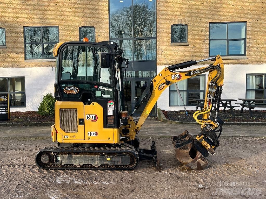 CAT 302 Mini Escavadoras <7t