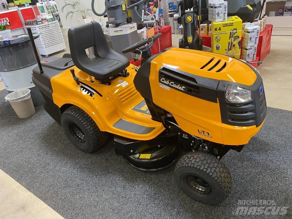 Cub Cadet LT1 NR92 Corta-Relvas Riders