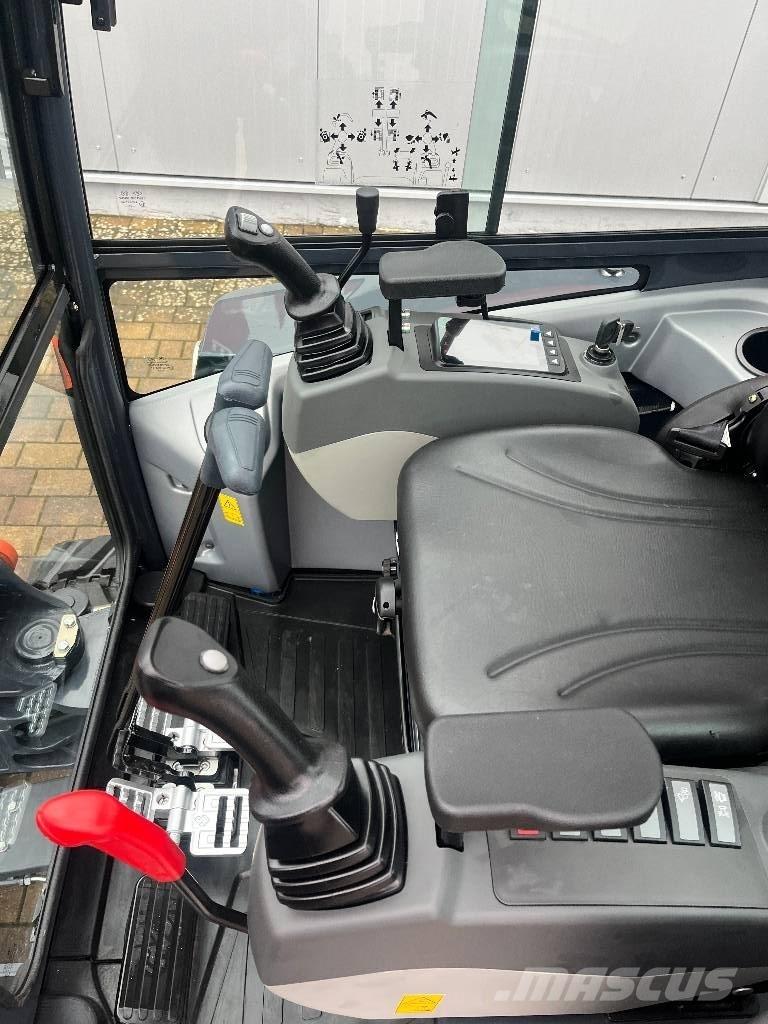 Atlas AC 25 UF Mini Escavadoras <7t