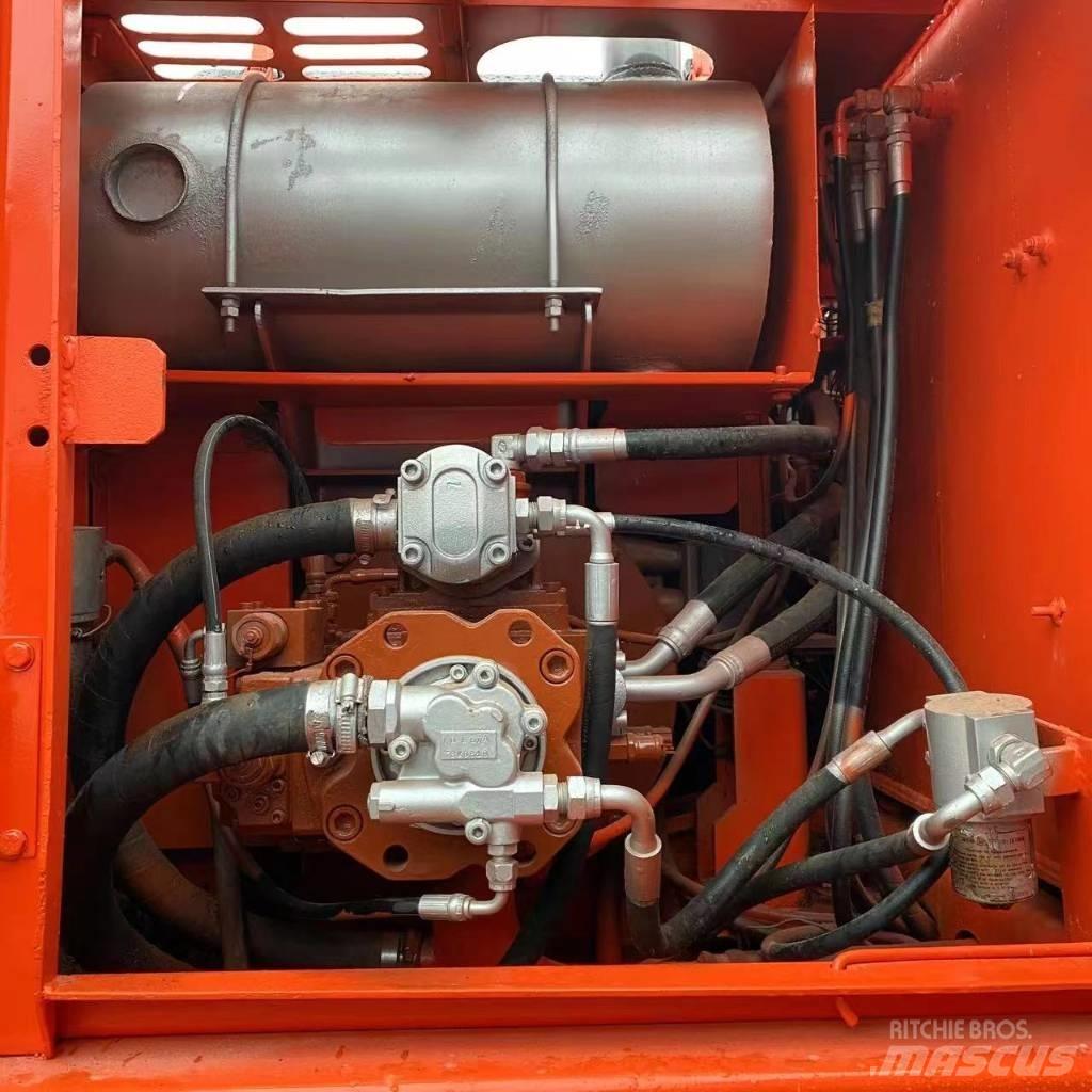 Doosan DH 150 W-7 Escavadoras de rodas