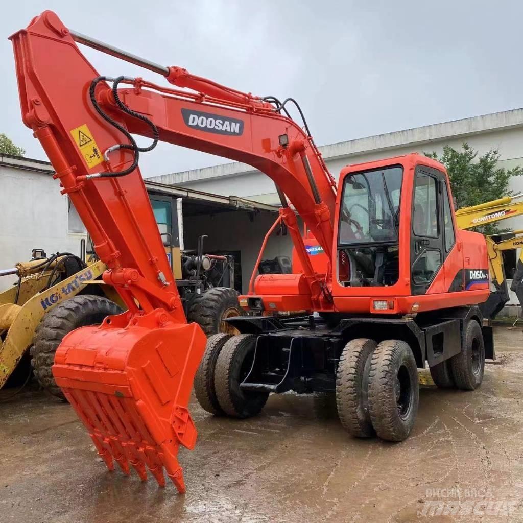 Doosan DH 150 W-7 Escavadoras de rodas