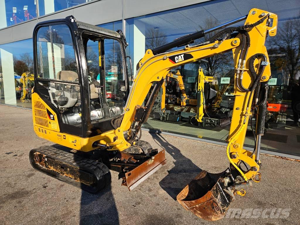 CAT 301.7 D Mini Escavadoras <7t