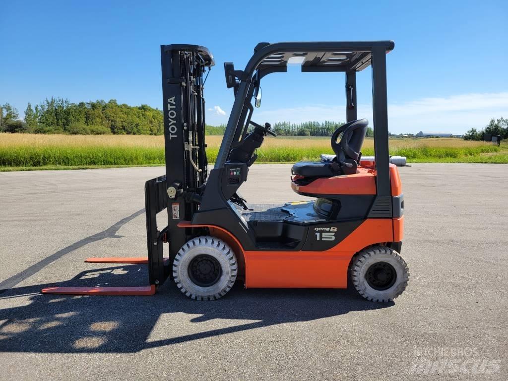 Toyota 8 FB 15 Empilhadores eléctricos