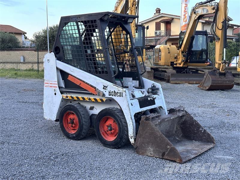 Bobcat 463 Carregadoras de direcção deslizante