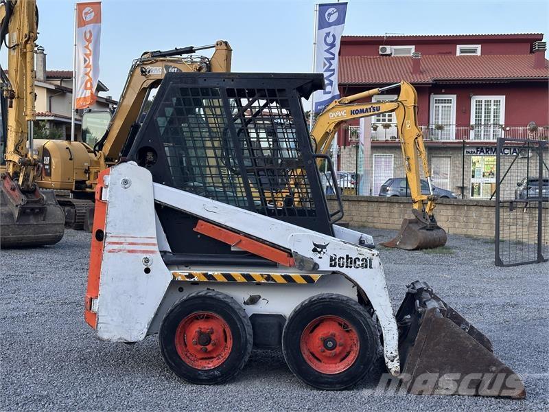 Bobcat 463 Carregadoras de direcção deslizante