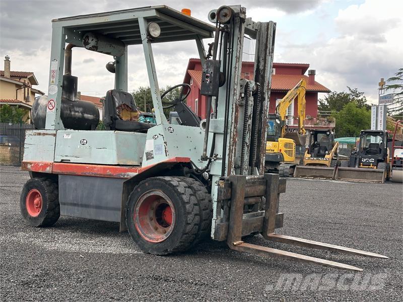 OM DI35C Empilhadores - Outros