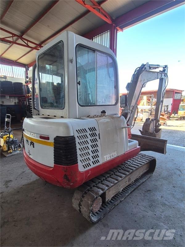 Takeuchi TB135 Mini Escavadoras <7t
