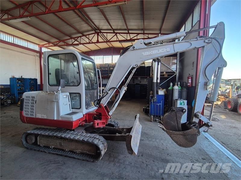 Takeuchi TB135 Mini Escavadoras <7t