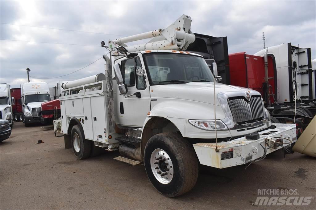 Altec TA37M Plataformas aéreas montadas em camião