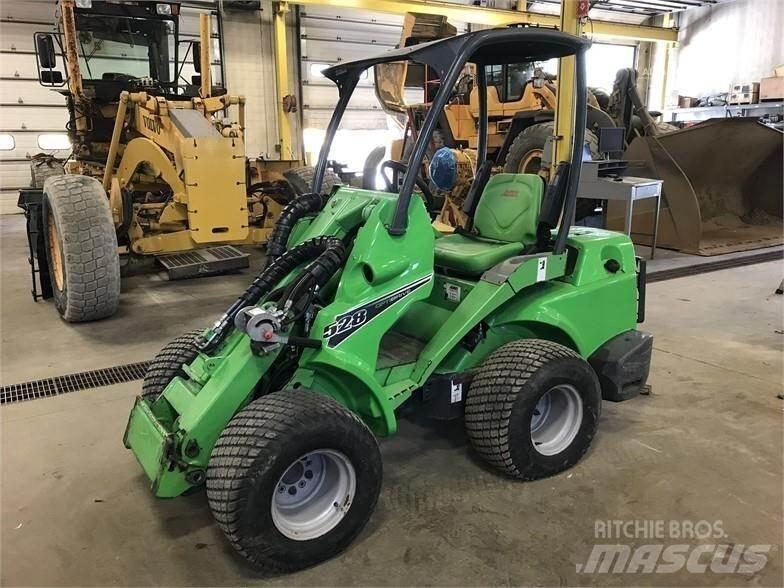 Avant 528 Pás carregadoras de rodas