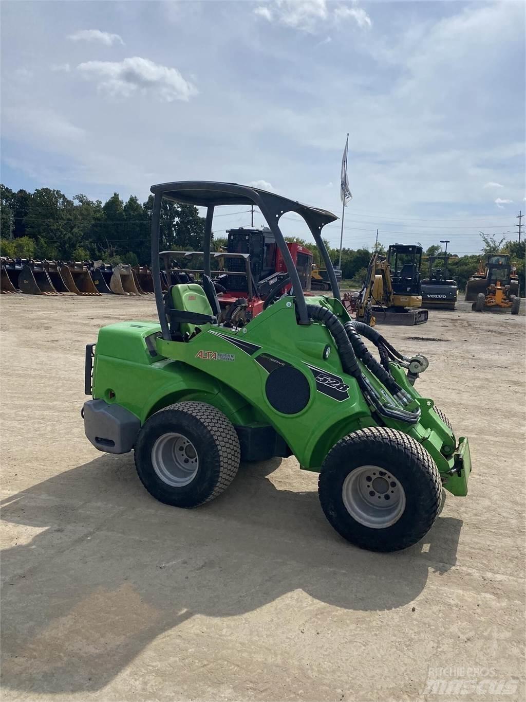 Avant 528 Pás carregadoras de rodas