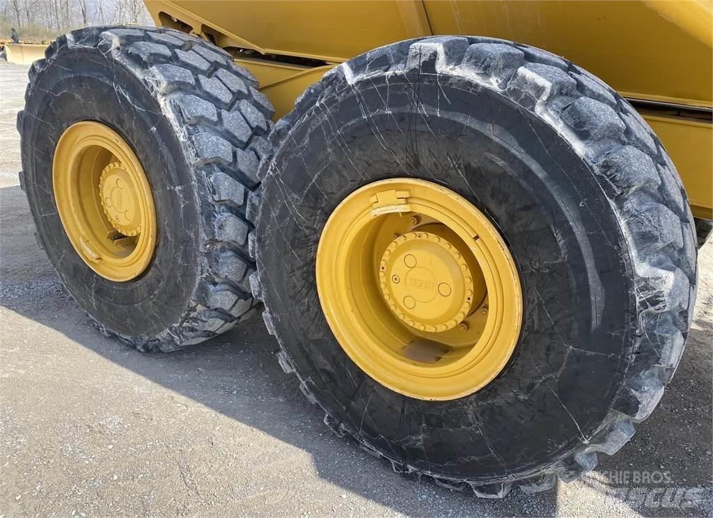 Bell B25E Camiões articulados