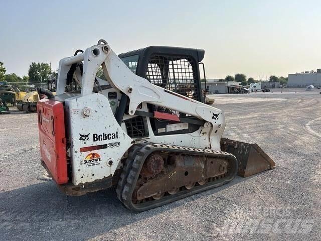 Bobcat T590 Carregadoras de direcção deslizante