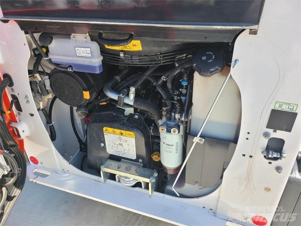 Bobcat T66 Carregadoras de direcção deslizante