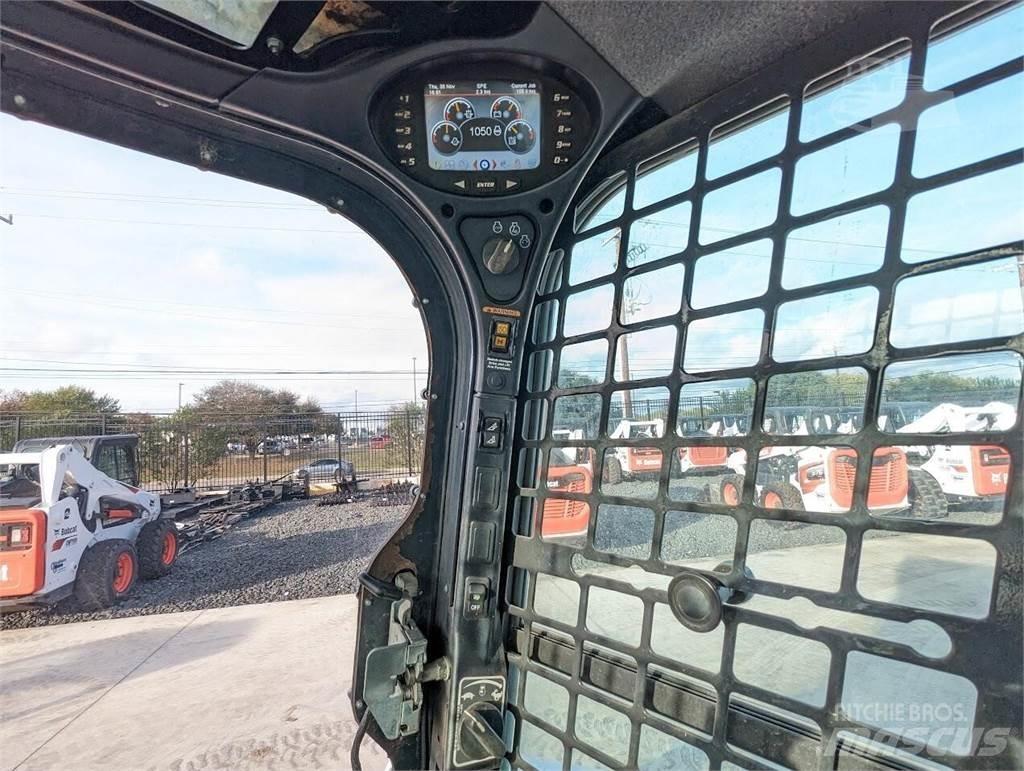 Bobcat T870 Carregadoras de direcção deslizante