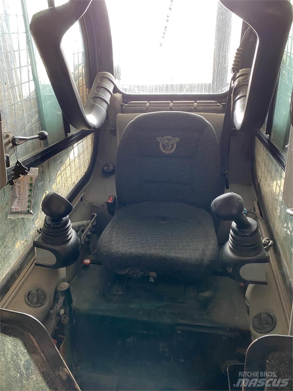 CASE SV280 Carregadoras de direcção deslizante