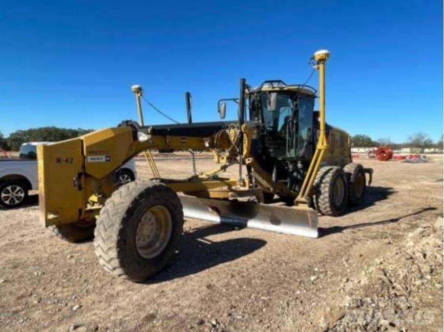 CAT 140M2 Motoniveladoras