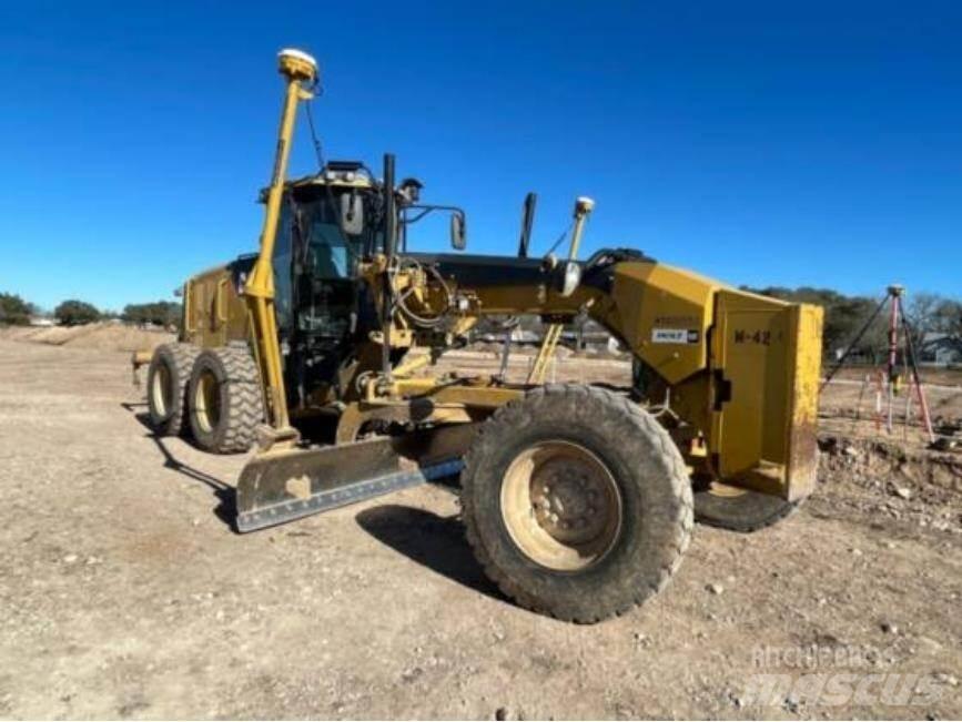 CAT 140M2 Motoniveladoras