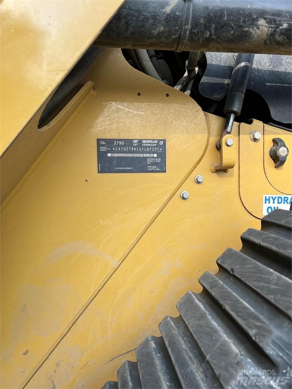 CAT 279D Carregadoras de direcção deslizante