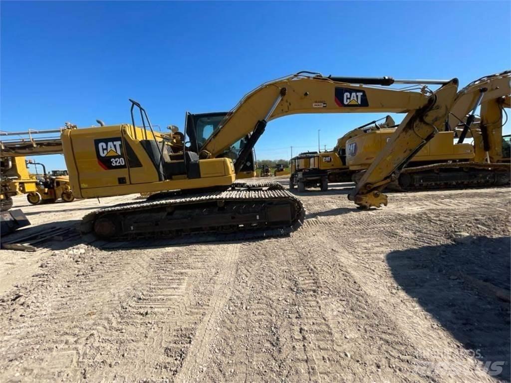 CAT 320 Escavadoras de rastos