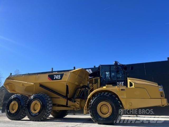 CAT 745 Camiões articulados