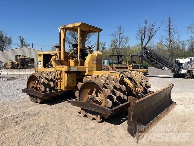 CAT 815 Compactadoras de lixo