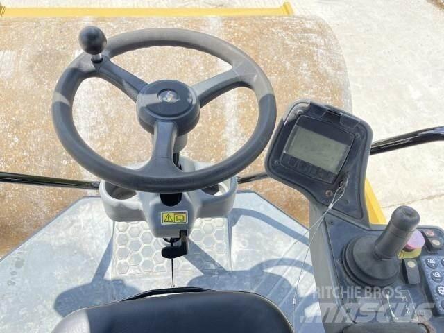 CAT CS54B Cilindros Compactadores tandem