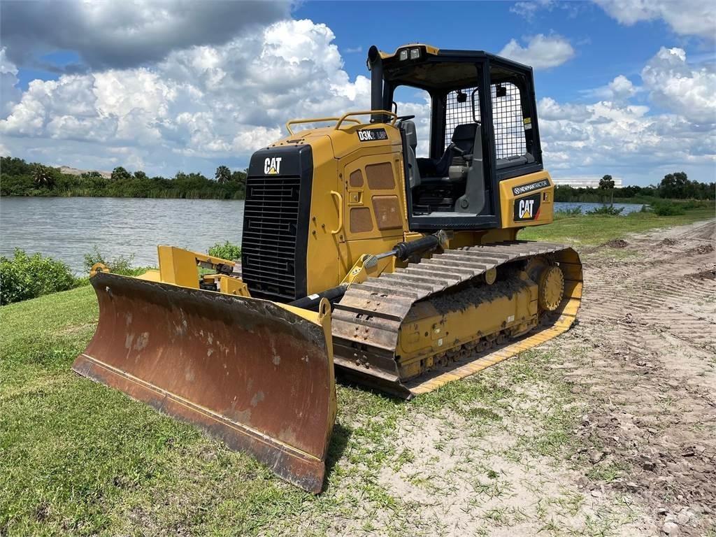CAT D3K2 LGP Dozers - Tratores rastos