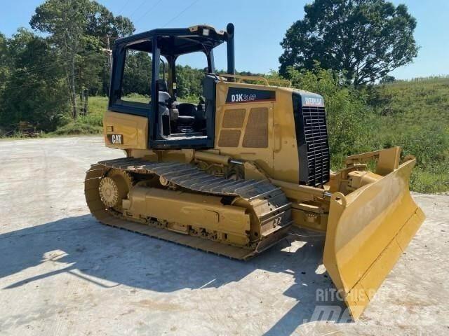CAT D3K2 LGP Dozers - Tratores rastos
