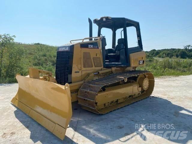 CAT D3K2 LGP Dozers - Tratores rastos