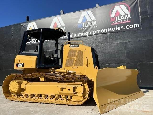 CAT D5K2 LGP Dozers - Tratores rastos