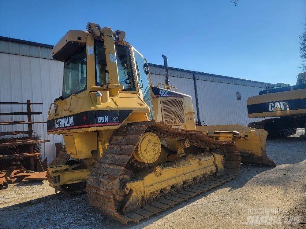 CAT D5N LGP Dozers - Tratores rastos