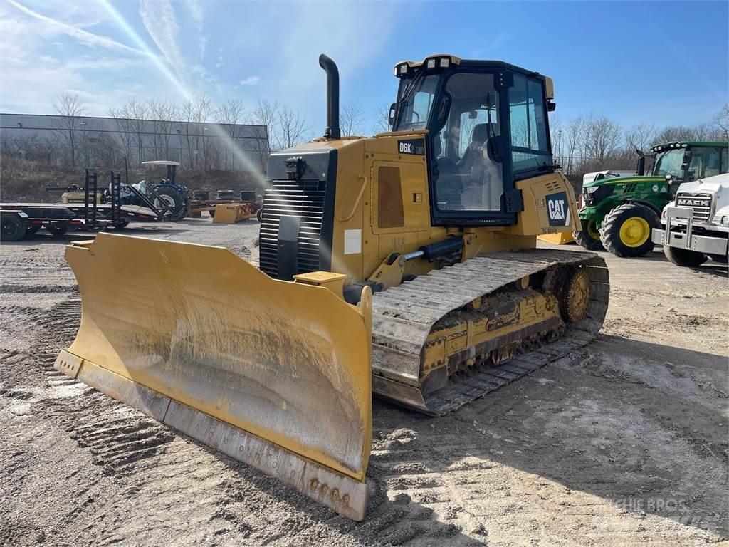 CAT D6K2 LGP Dozers - Tratores rastos