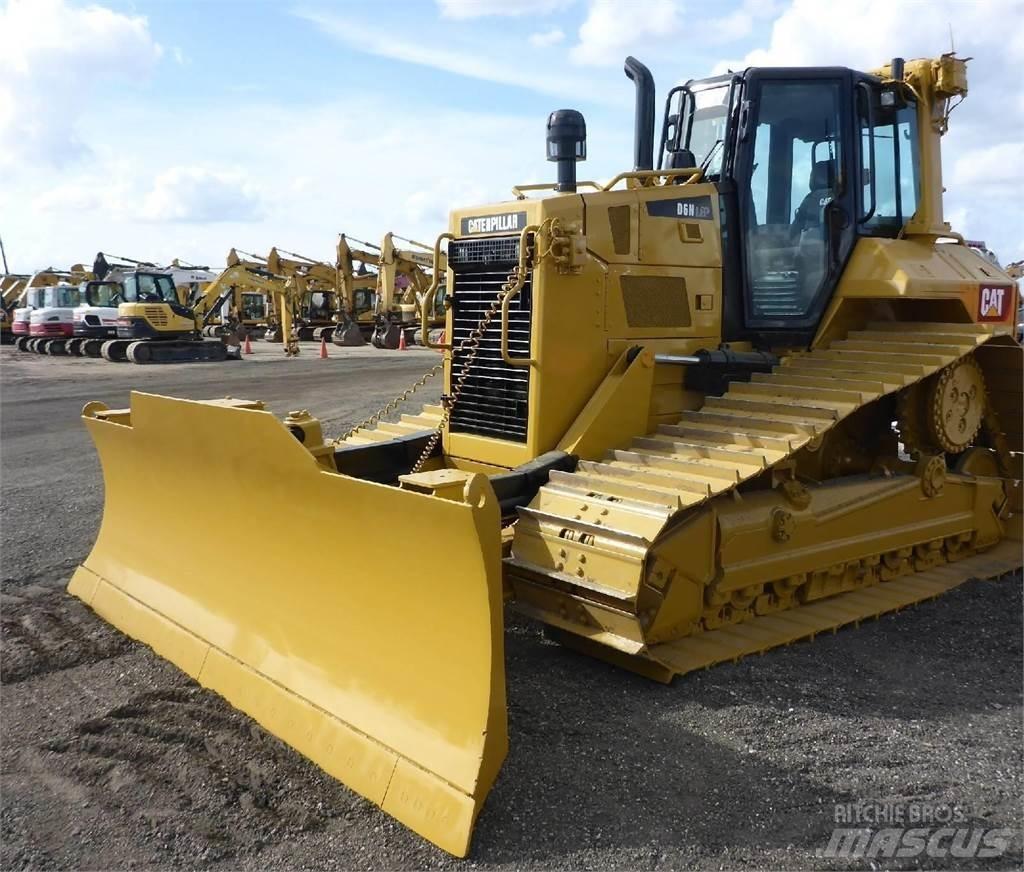 CAT D6N LGP Dozers - Tratores rastos