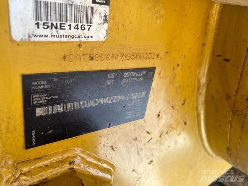 CAT D6N LGP Dozers - Tratores rastos