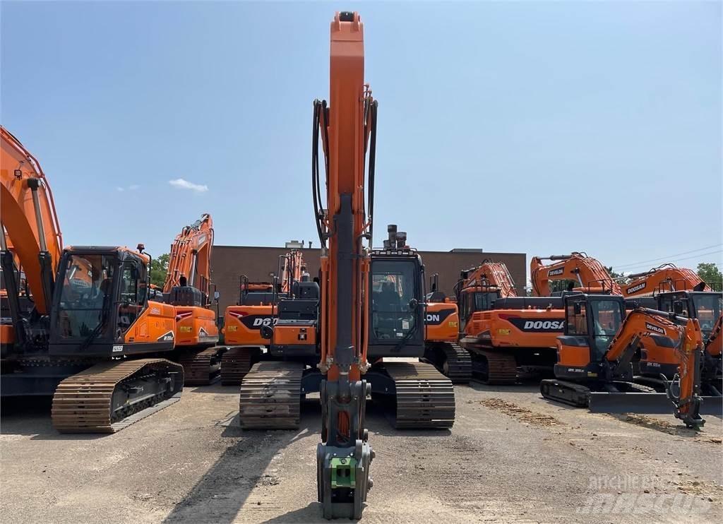 Develon DX225 LC-7 Escavadoras de rastos