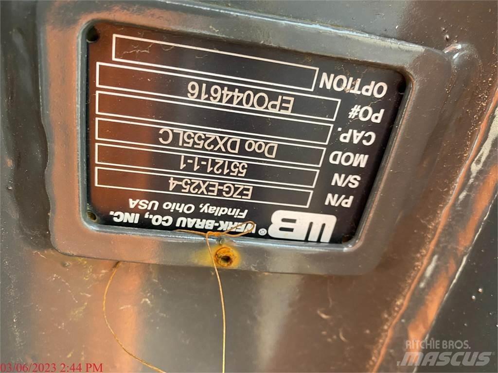 Develon DX255 LC-7 Escavadoras de rastos